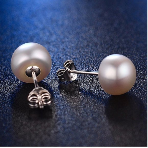 NEW 925 Silver Natural  Pearl Stud Earrings - Picture 13 of 13